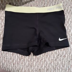 Nike spandex